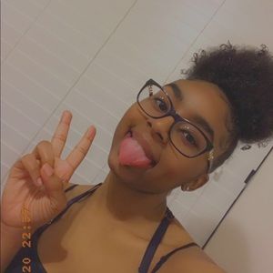 Meet your Posher, Breauna